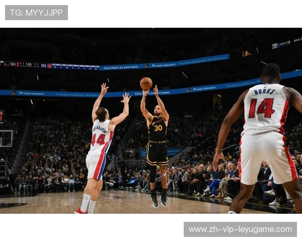 NBA库里后仰三分命中，经典再现